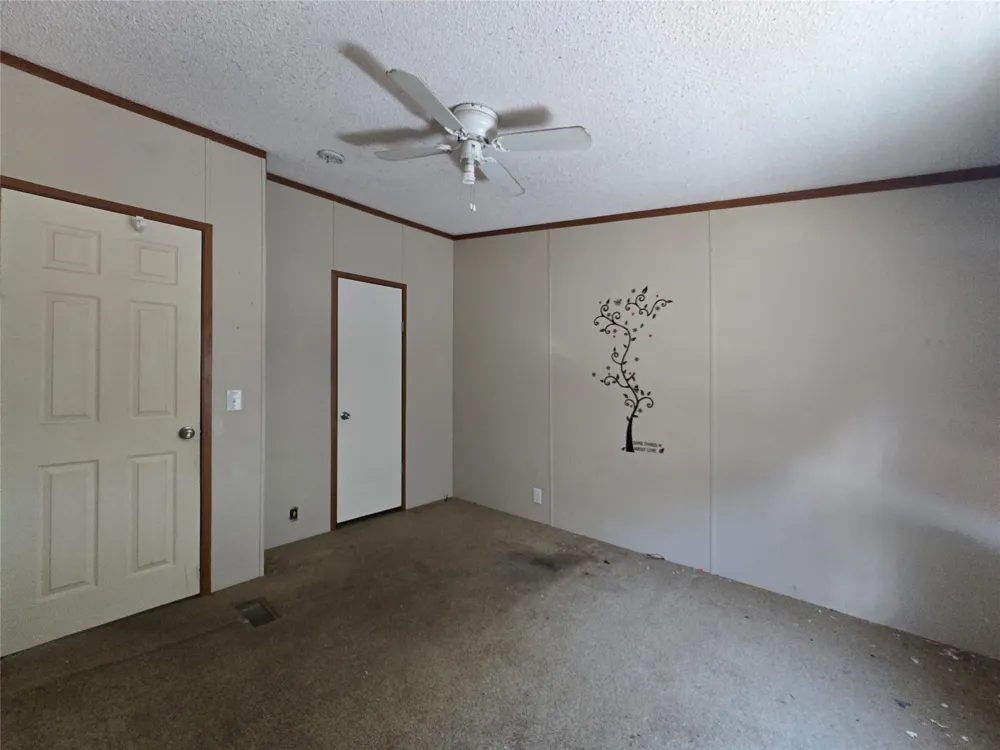 3003 Hilltop Road Granbury, TX 76048