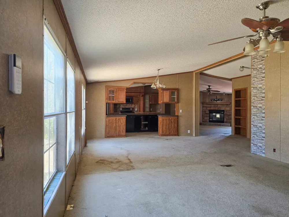 3003 Hilltop Road Granbury, TX 76048