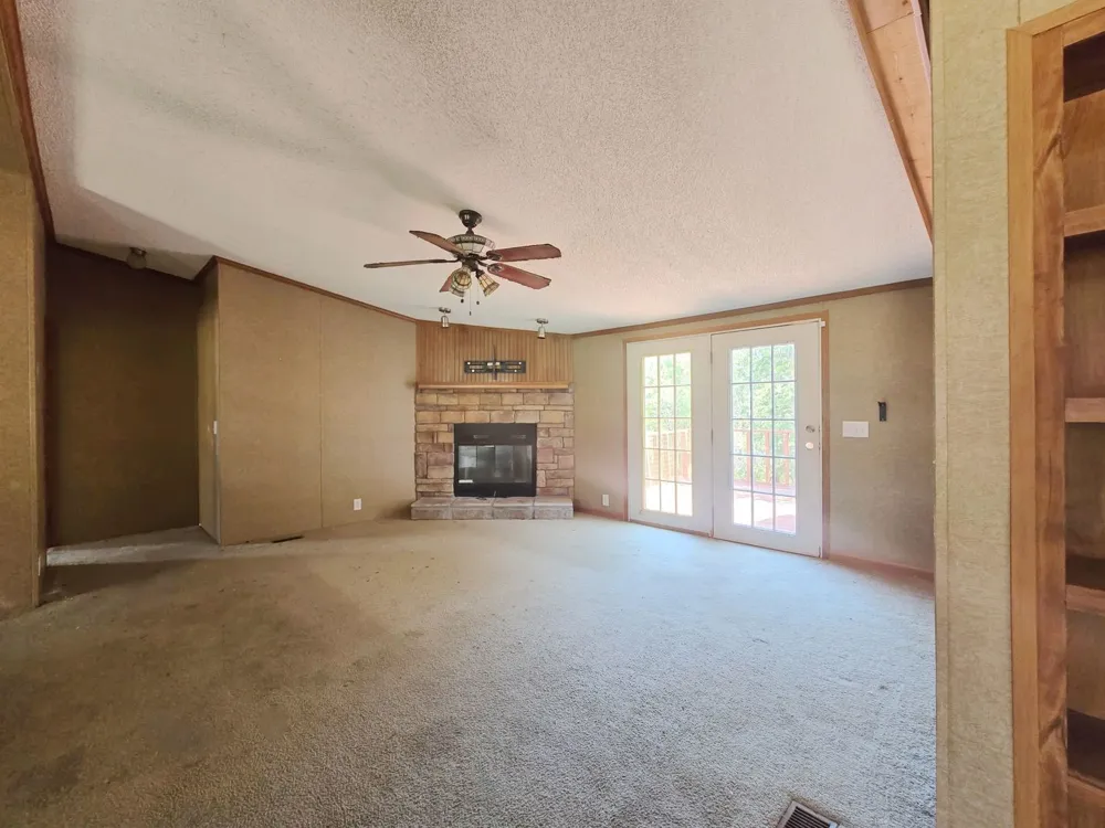 3003 Hilltop Road Granbury, TX 76048
