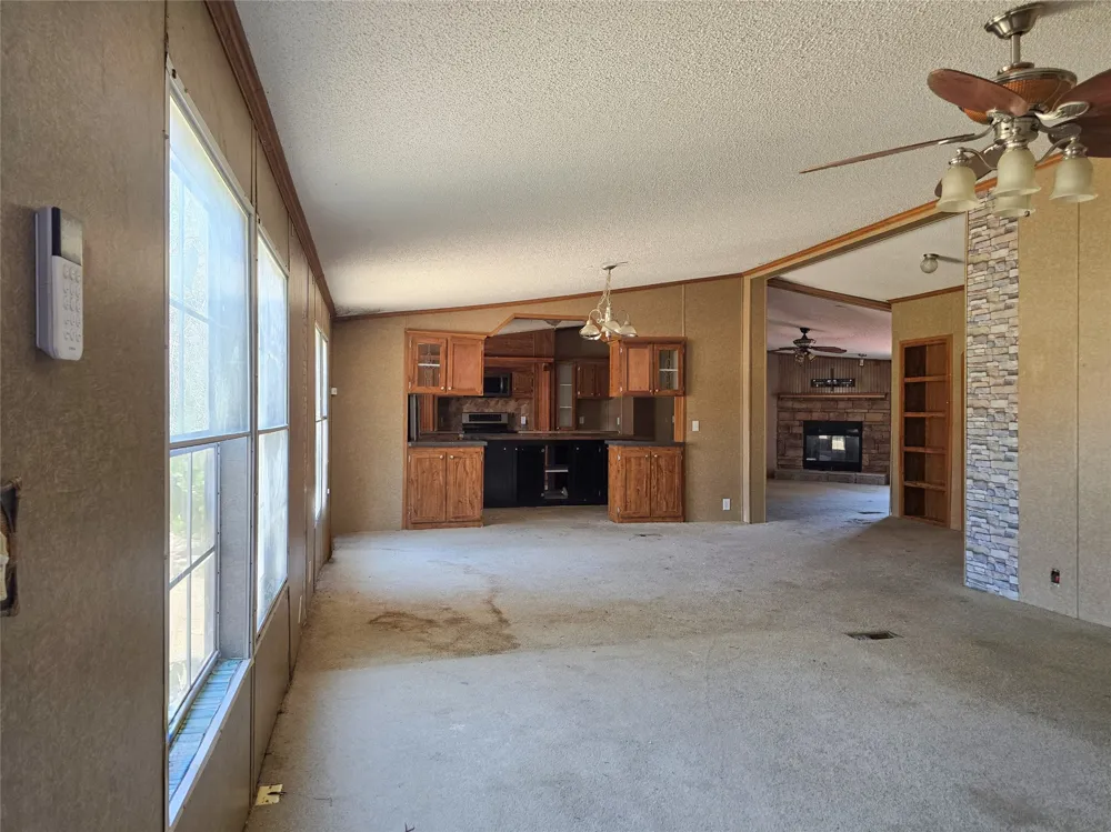 3003 Hilltop Road Granbury, TX 76048