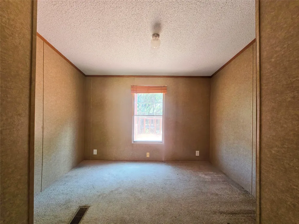 3003 Hilltop Road Granbury, TX 76048