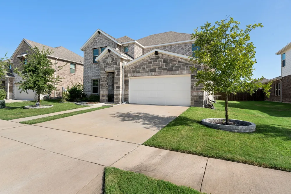 148 Lisa Lane Royse City, TX 75189