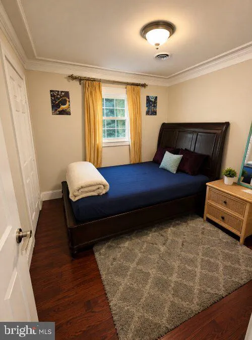 6808 DARBY LANE Springfield, VA 22150