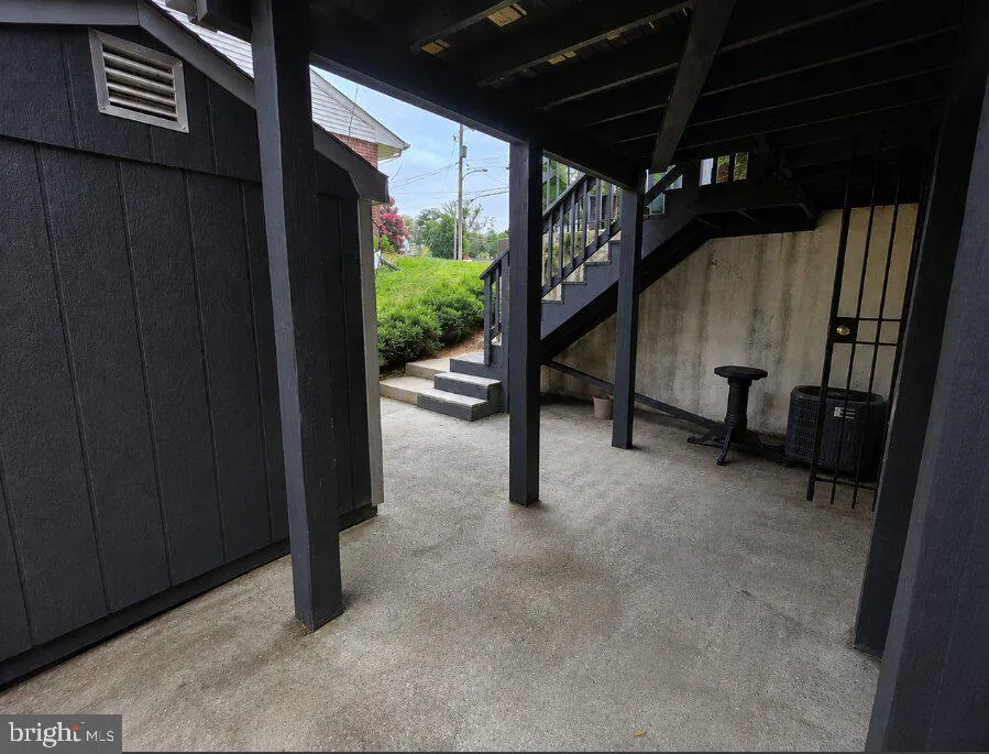6808 DARBY LANE Springfield, VA 22150