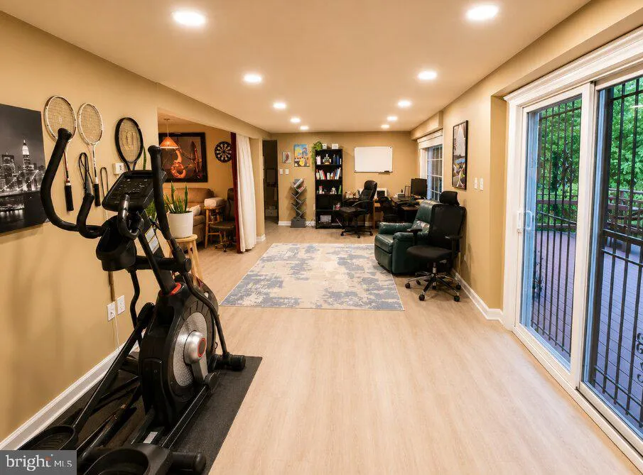 6808 DARBY LANE Springfield, VA 22150