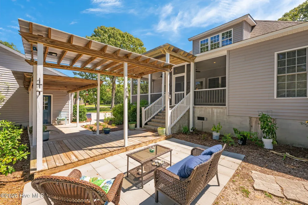 754 Hardison Drive Arapahoe, NC 28510