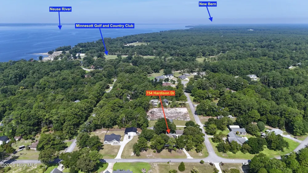 754 Hardison Drive Arapahoe, NC 28510