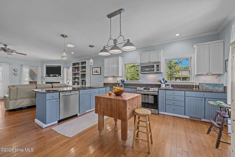 754 Hardison Drive Arapahoe, NC 28510