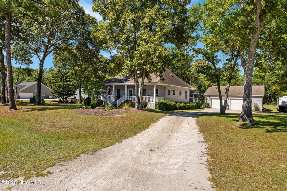 754 Hardison Drive Arapahoe, NC 28510