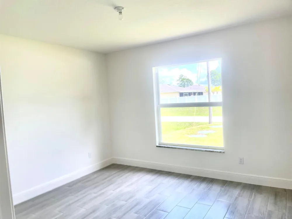 1260 Larkspur Street SE Palm Bay, FL 32909