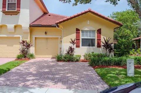 5733 NW 119th Drive
