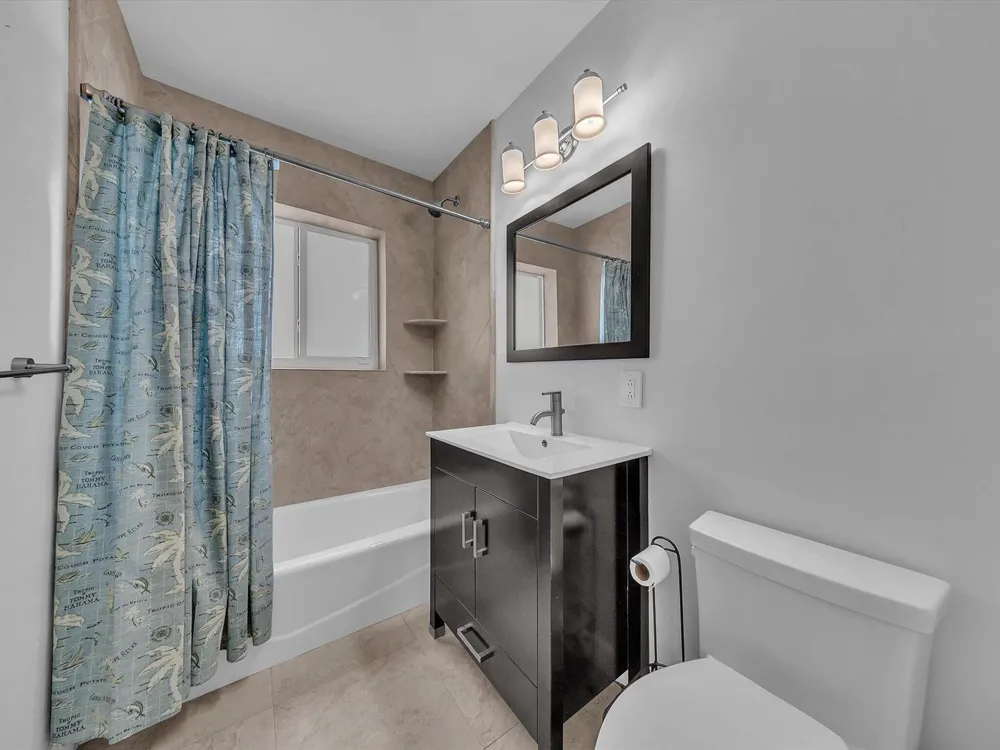310 SE 8TH COURT Pompano Beach, FL 33060