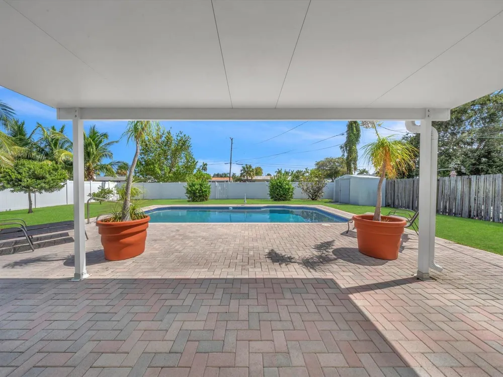 310 SE 8TH COURT Pompano Beach, FL 33060