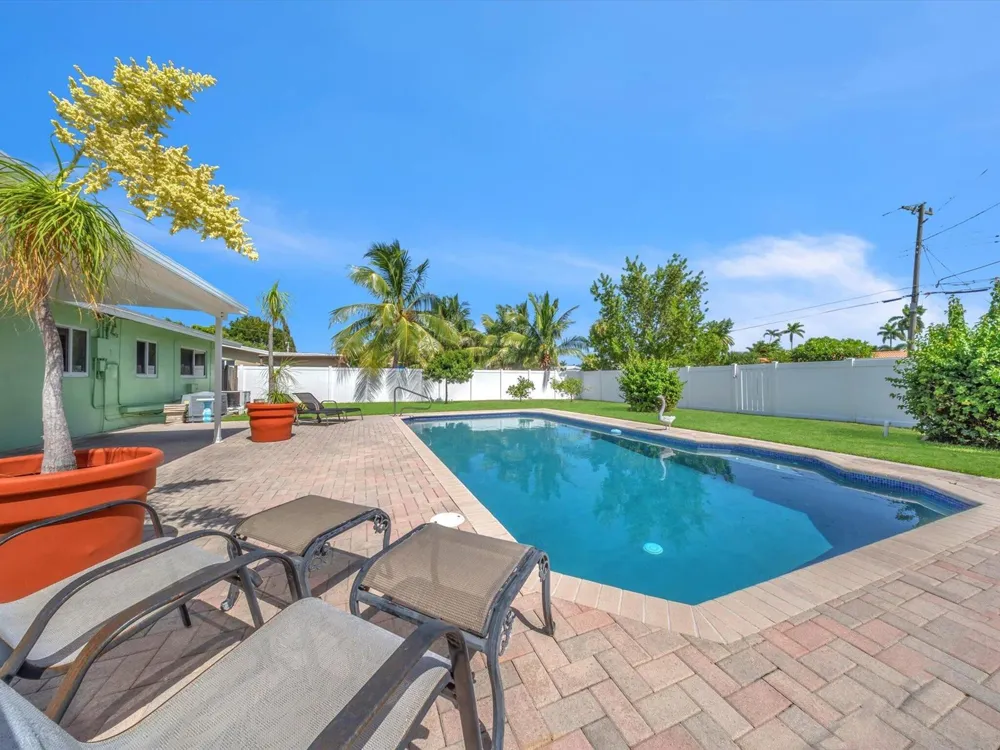 310 SE 8TH COURT Pompano Beach, FL 33060