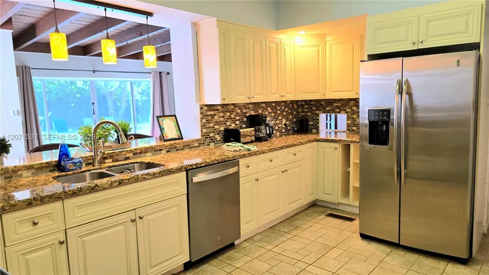 219 S 17th Ave S Lake Worth, FL 33460