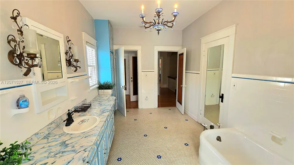 219 S 17th Ave S Lake Worth, FL 33460