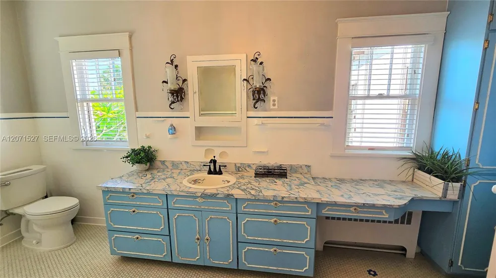 219 S 17th Ave S Lake Worth, FL 33460