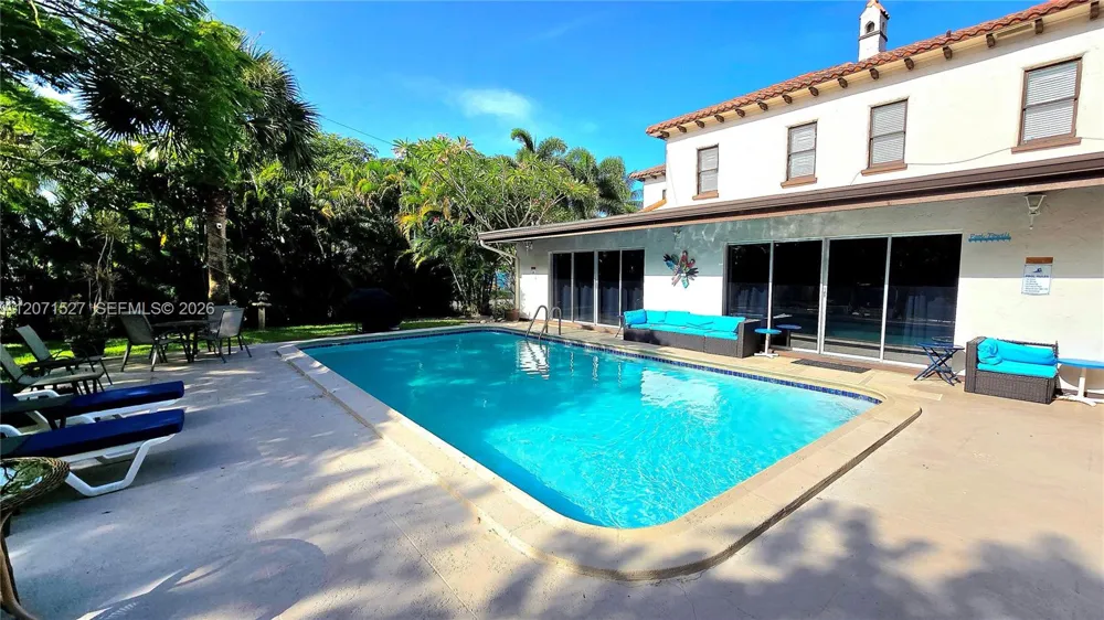 219 S 17th Ave S Lake Worth, FL 33460