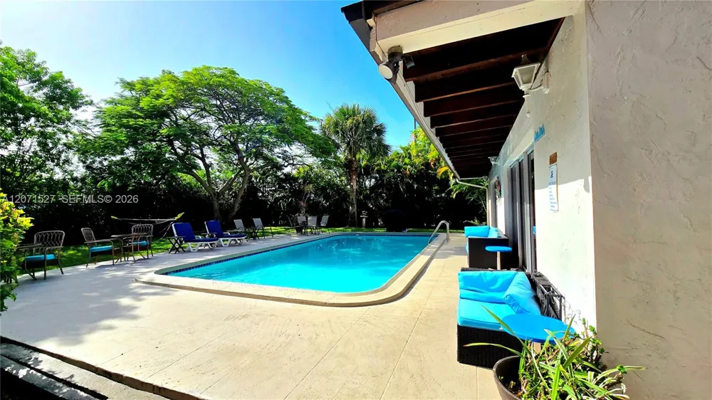 219 S 17th Ave S Lake Worth, FL 33460