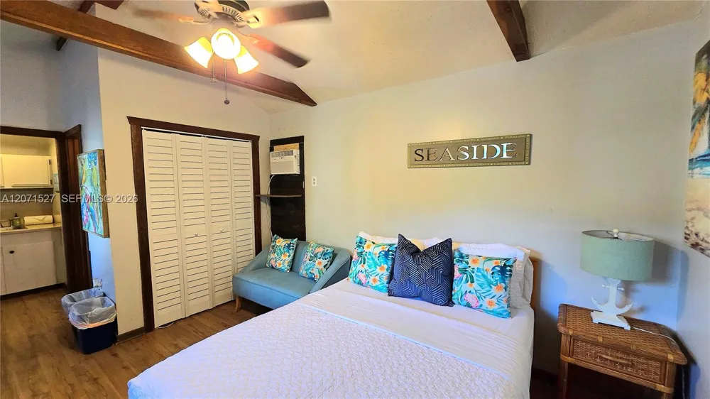 219 S 17th Ave S Lake Worth, FL 33460