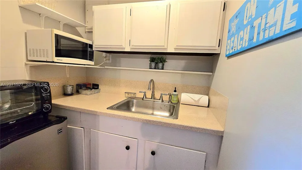 219 S 17th Ave S Lake Worth, FL 33460