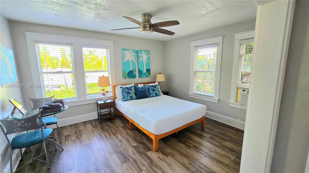 219 S 17th Ave S Lake Worth, FL 33460
