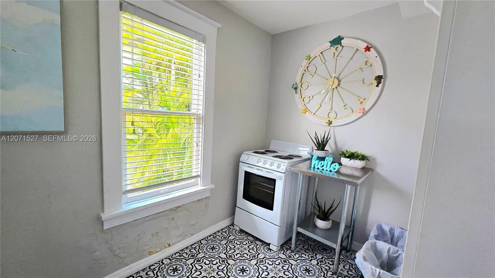 219 S 17th Ave S Lake Worth, FL 33460
