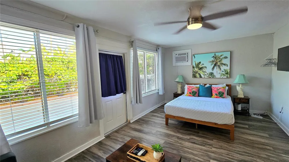 219 S 17th Ave S Lake Worth, FL 33460