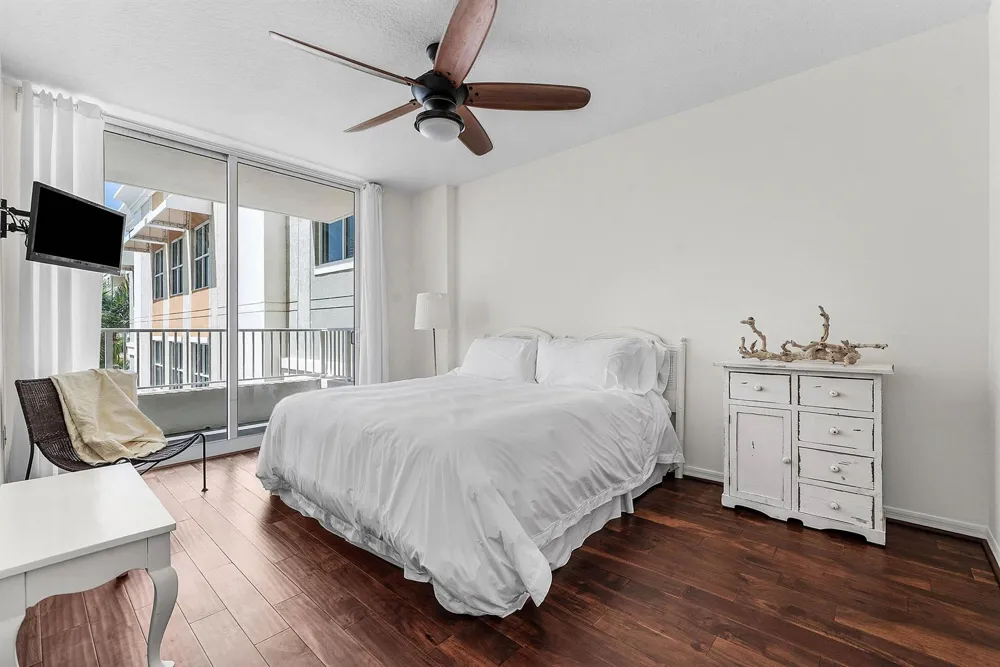 625 Casa Loma Boulevard #508 Boynton Beach, FL 33435