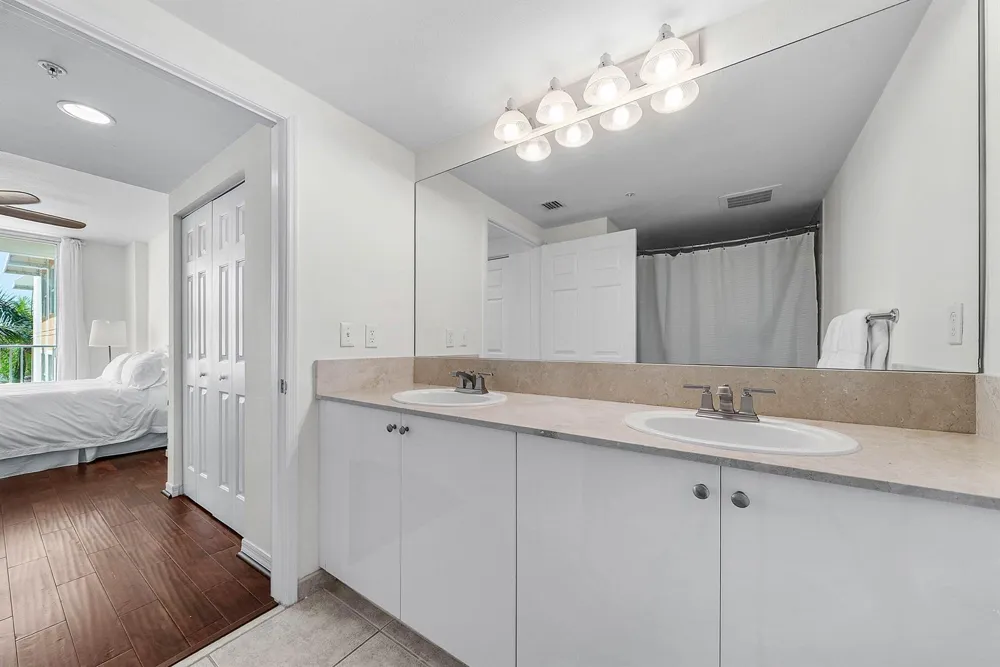 625 Casa Loma Boulevard #508 Boynton Beach, FL 33435