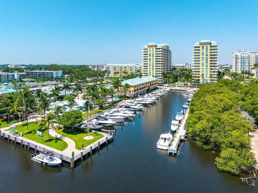 625 Casa Loma Boulevard #508 Boynton Beach, FL 33435