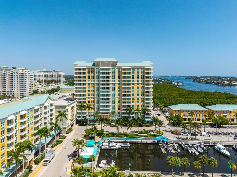 625 Casa Loma Boulevard #508 Boynton Beach, FL 33435