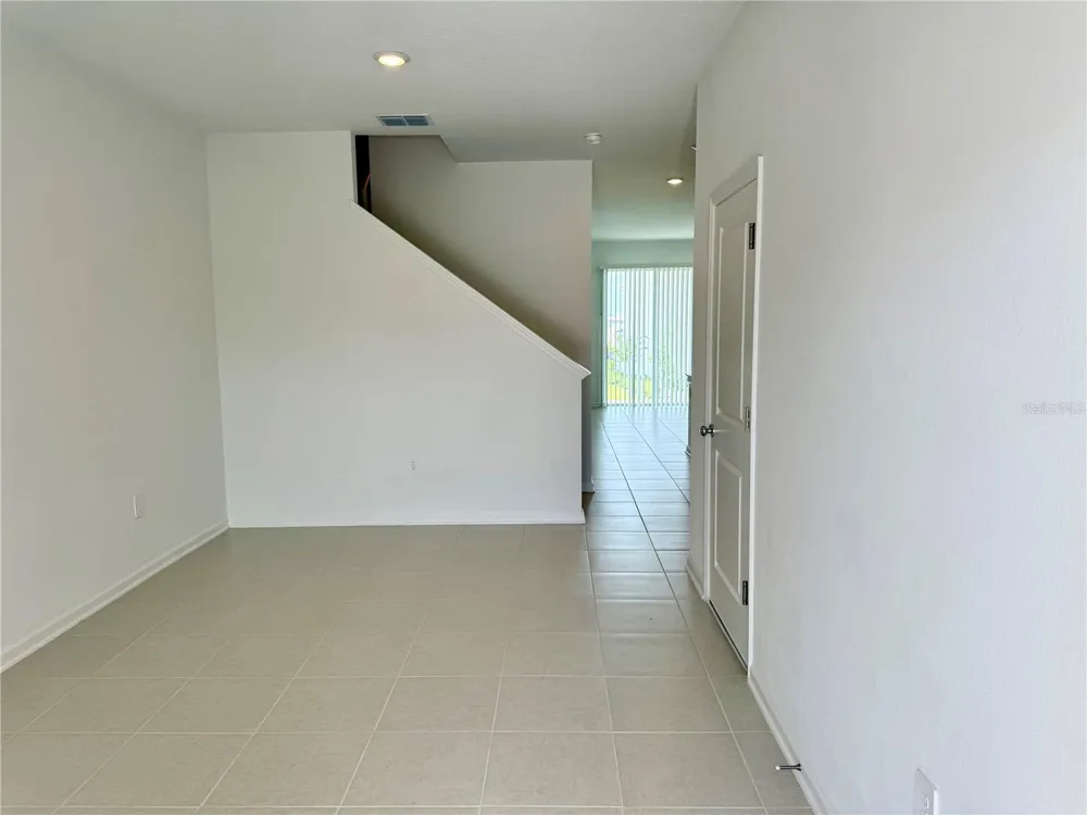 2658 ARMSTRONG AVE Clermont, FL 34714