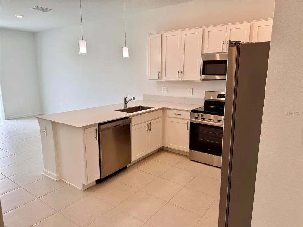 2658 ARMSTRONG AVE Clermont, FL 34714