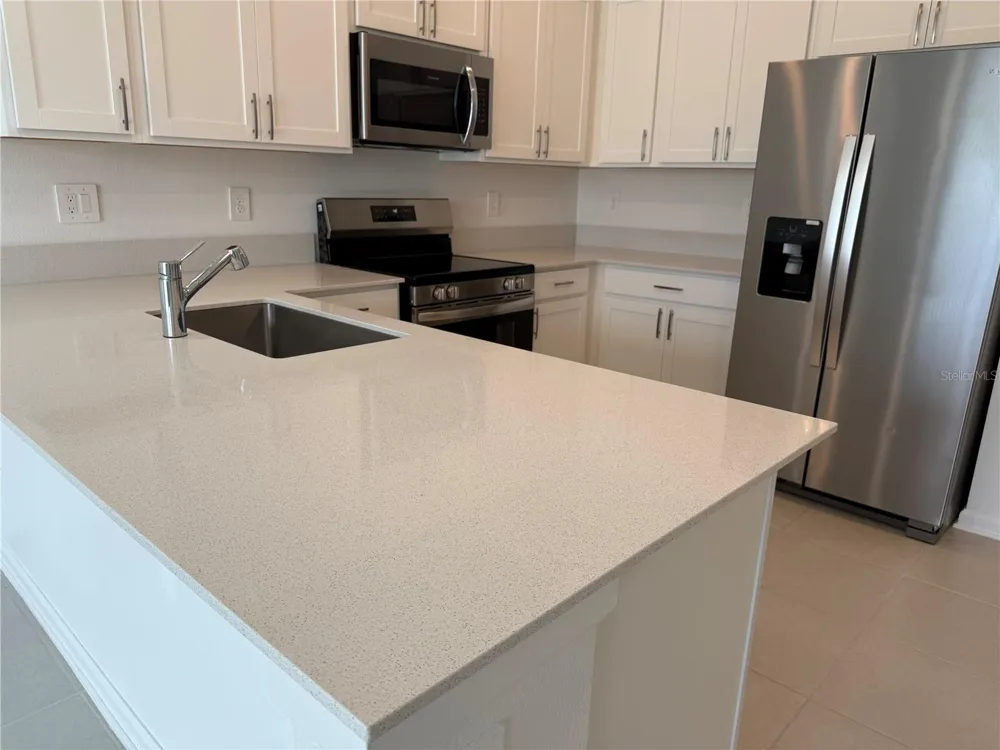 2658 ARMSTRONG AVE Clermont, FL 34714