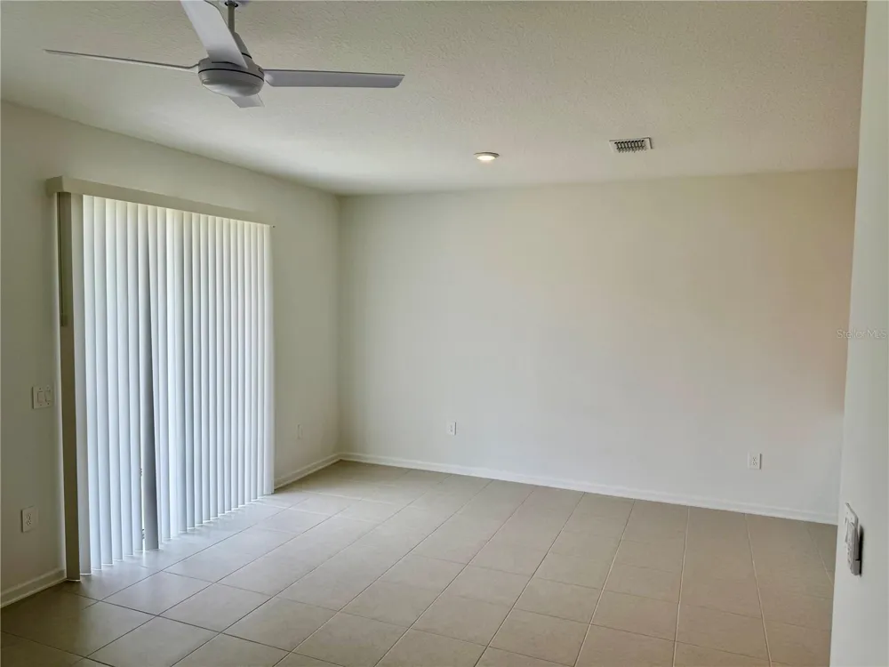 2658 ARMSTRONG AVE Clermont, FL 34714