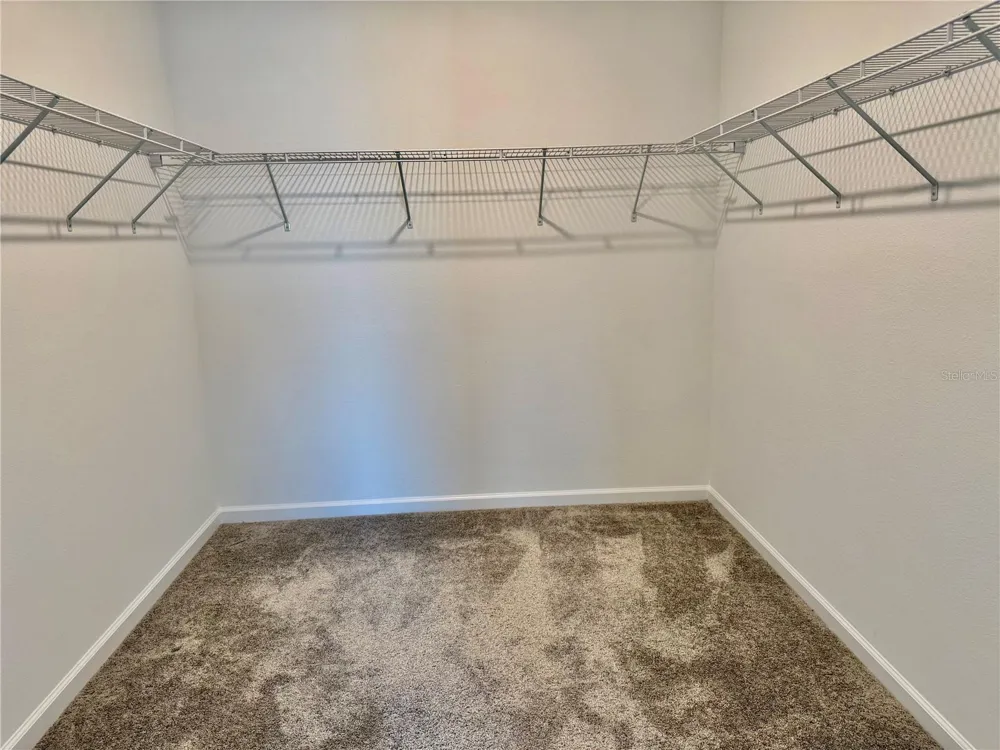2658 ARMSTRONG AVE Clermont, FL 34714