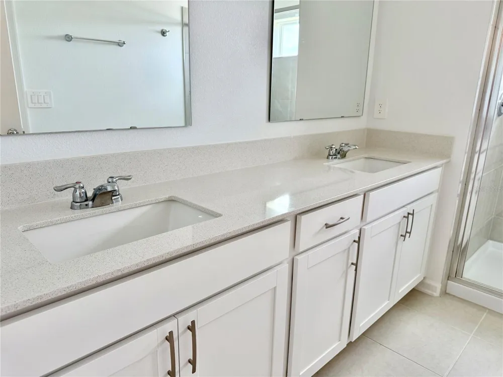 2658 ARMSTRONG AVE Clermont, FL 34714