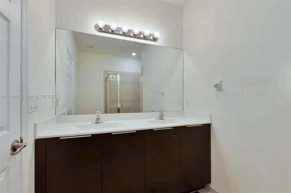 15070 SW 119th Ln Miami, FL 33196