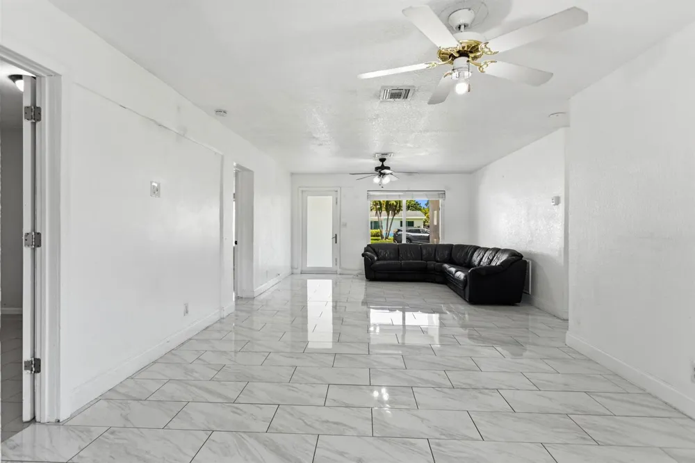2748 SW 46TH COURT Dania Beach, FL 33312
