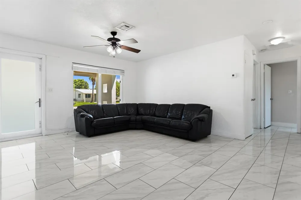 2748 SW 46TH COURT Dania Beach, FL 33312