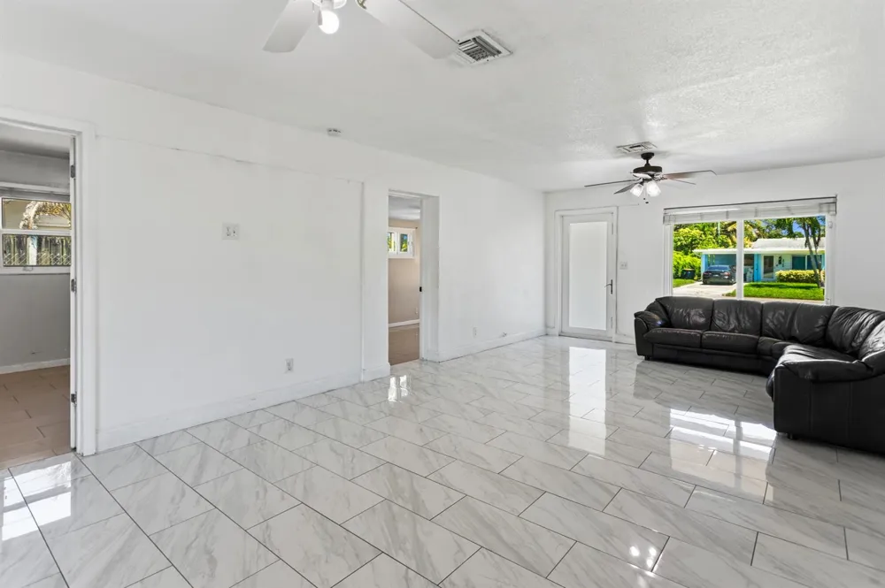 2748 SW 46TH COURT Dania Beach, FL 33312