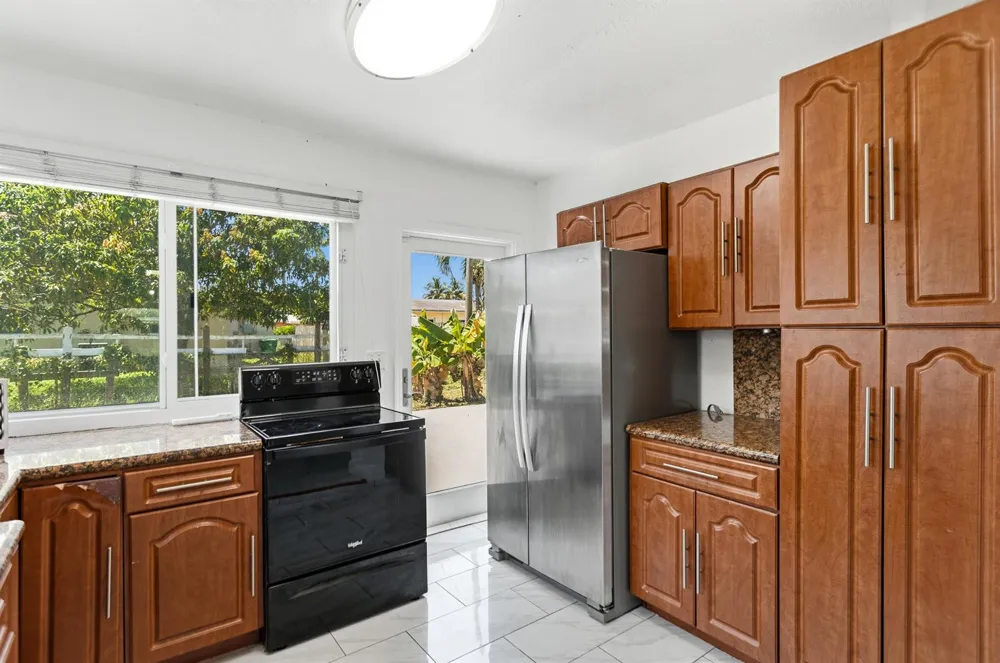 2748 SW 46TH COURT Dania Beach, FL 33312