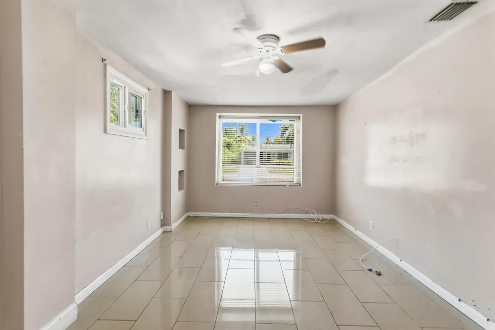 2748 SW 46TH COURT Dania Beach, FL 33312