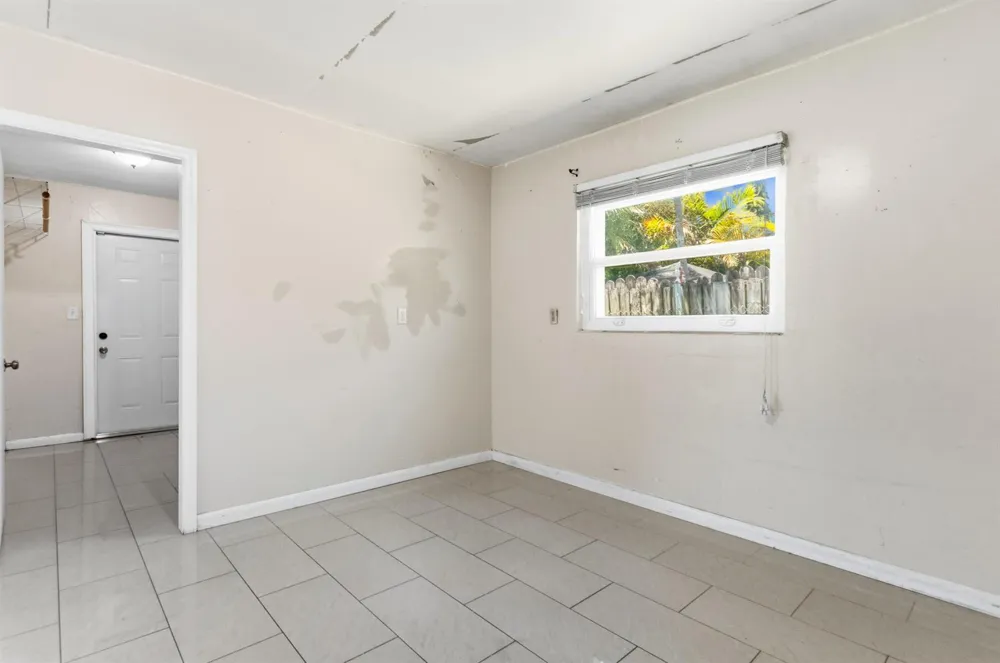 2748 SW 46TH COURT Dania Beach, FL 33312