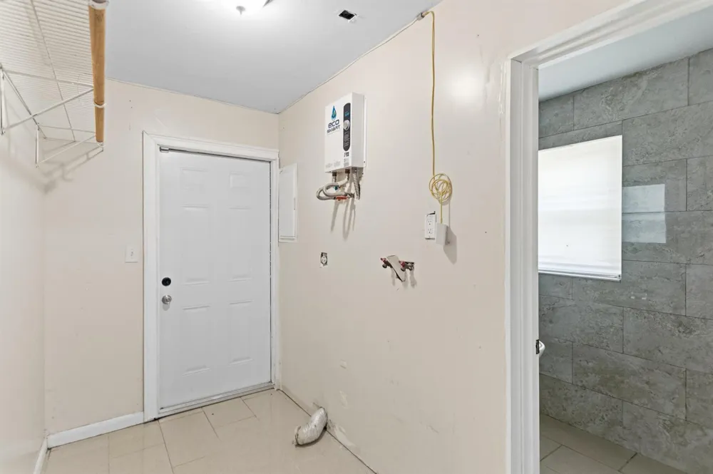 2748 SW 46TH COURT Dania Beach, FL 33312