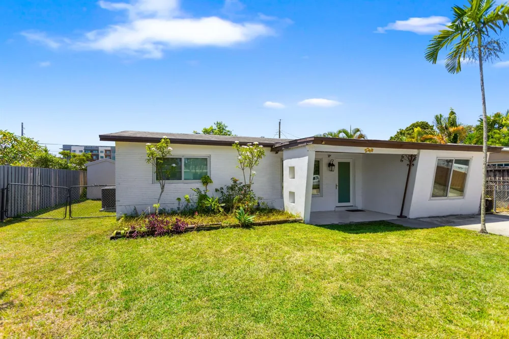 2748 SW 46TH COURT Dania Beach, FL 33312