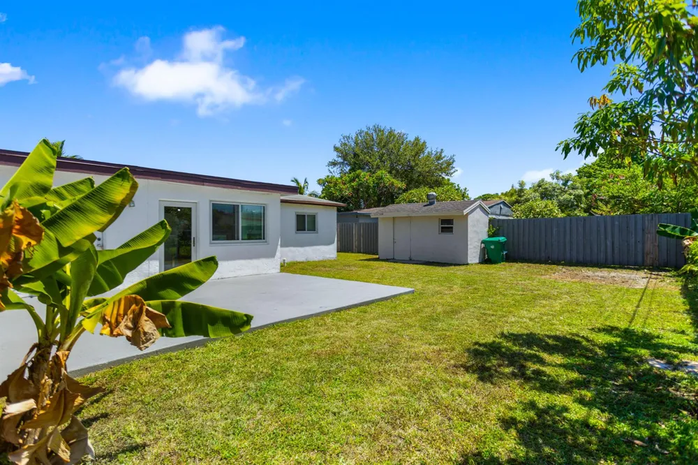 2748 SW 46TH COURT Dania Beach, FL 33312