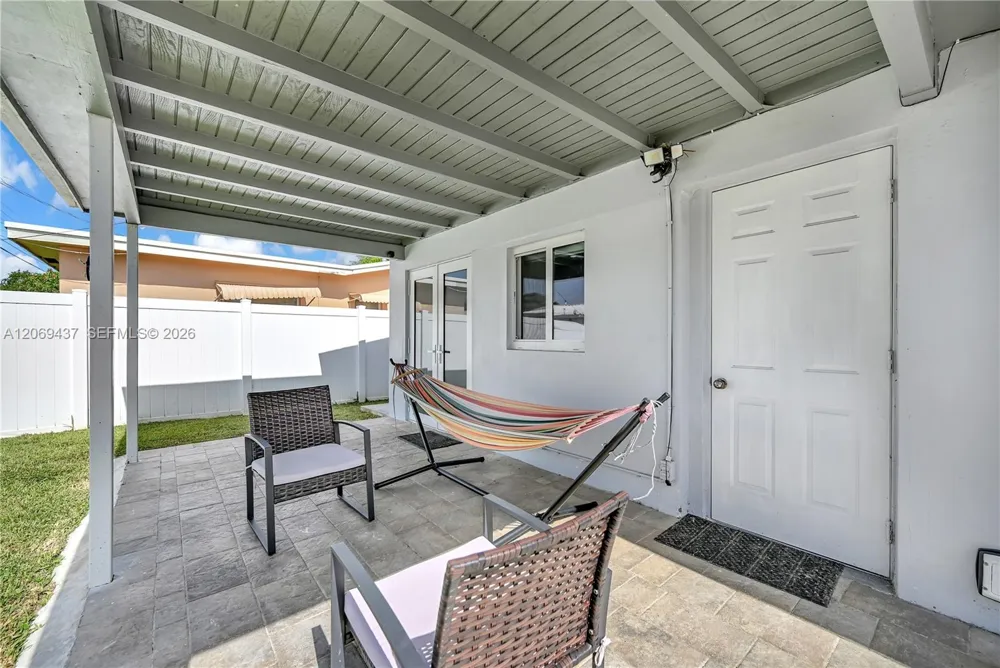 2710 NW 54th St Tamarac, FL 33309