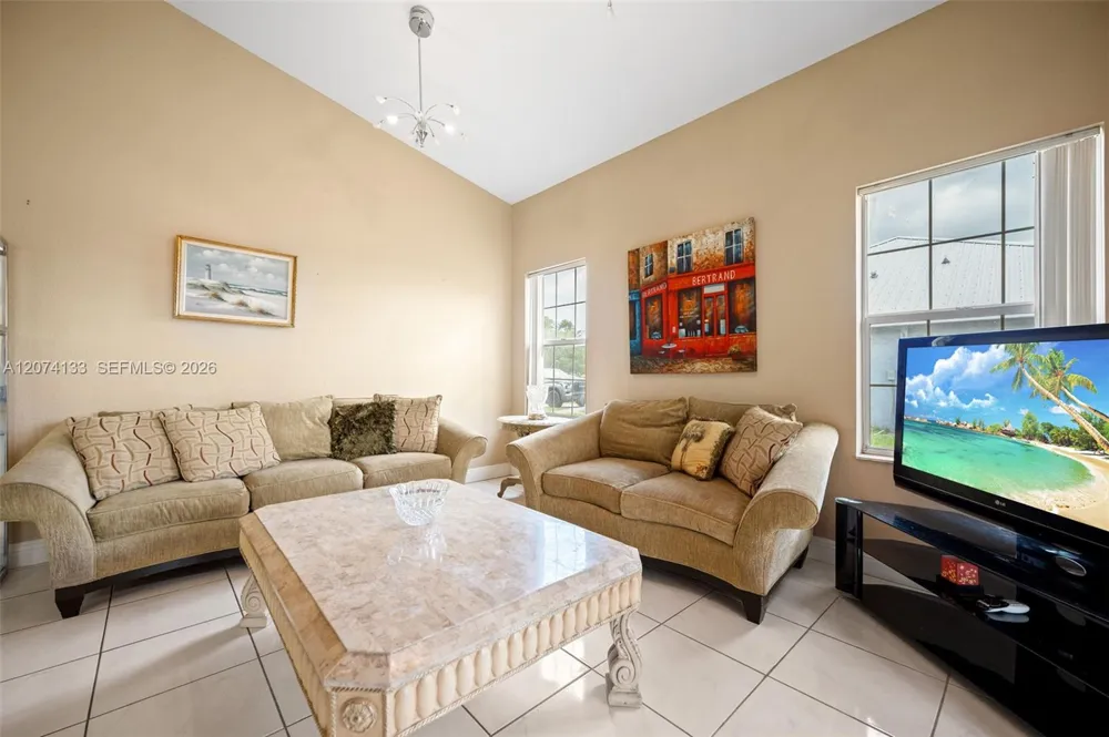 1006 Bayberry Loop Clewiston, FL 33440